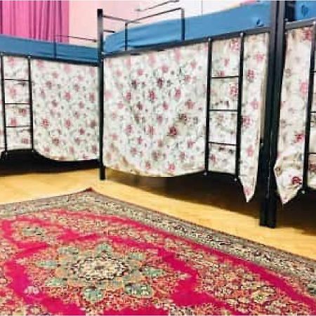بيت شباب تاج هوستيل تبليسي المظهر الخارجي الصورة