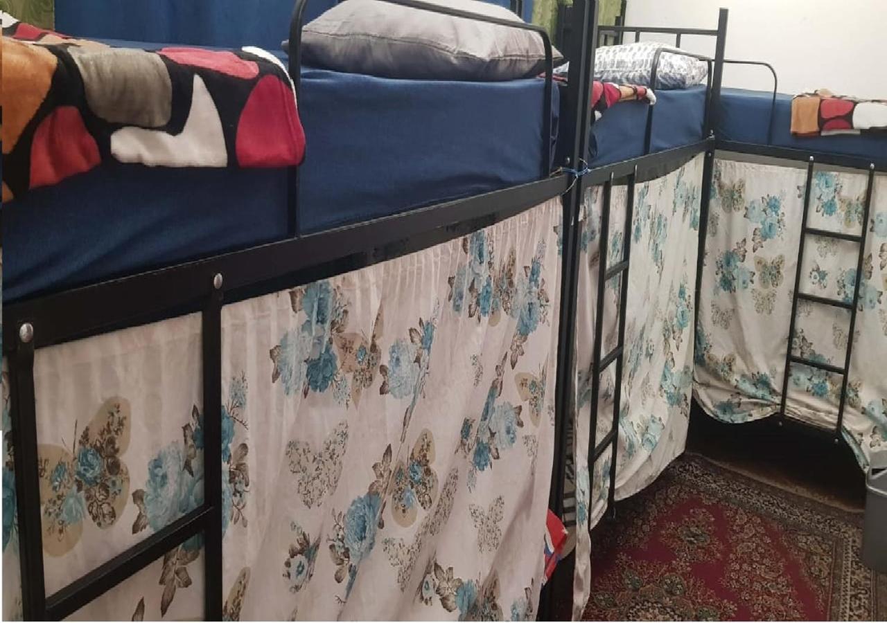 بيت شباب تاج هوستيل تبليسي المظهر الخارجي الصورة